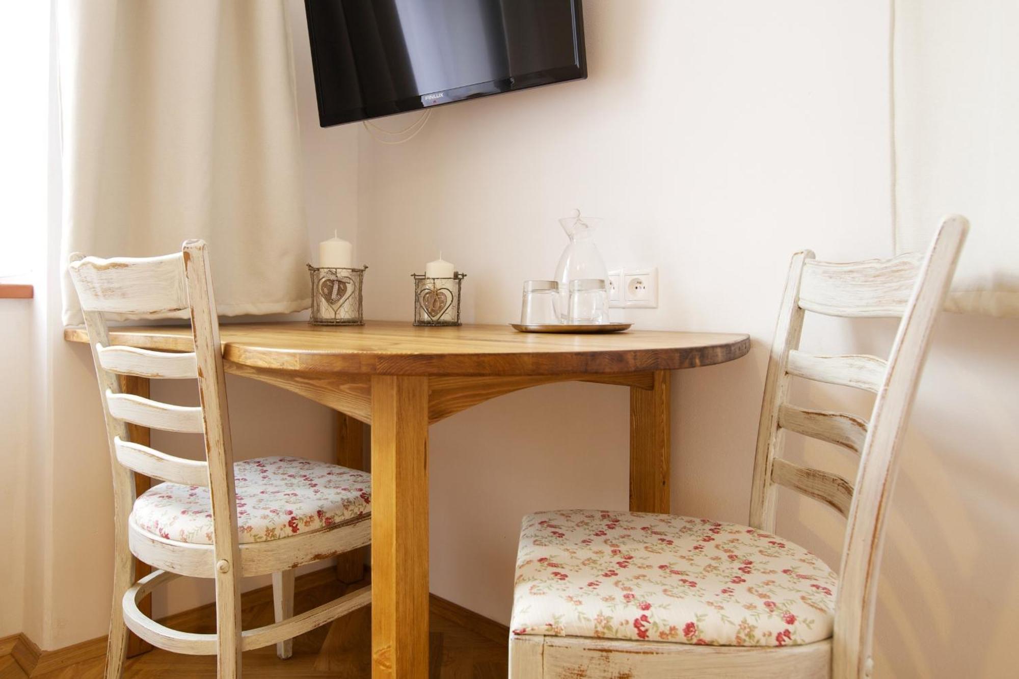 Wellness Penzion U Muzea Liberec Kamer foto